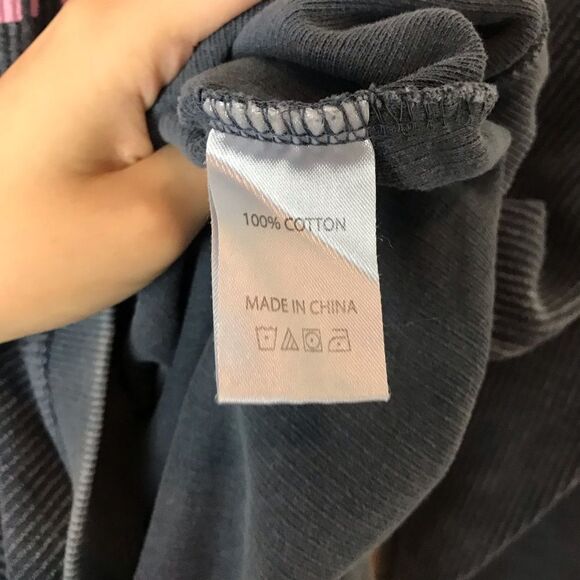 Chika-D Sweatshirt Gray “Staying In Is The New Going Out” Medium - Picture 2 of 8